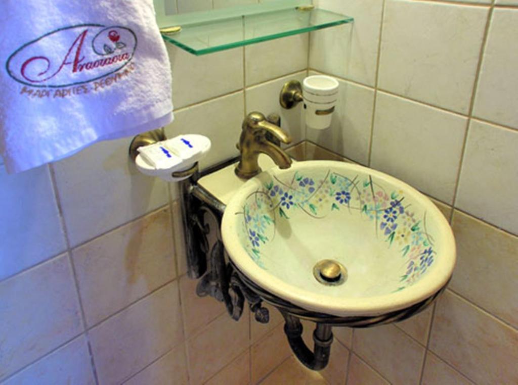 Kouriton House Vendégház Margarítesz Szoba fotó